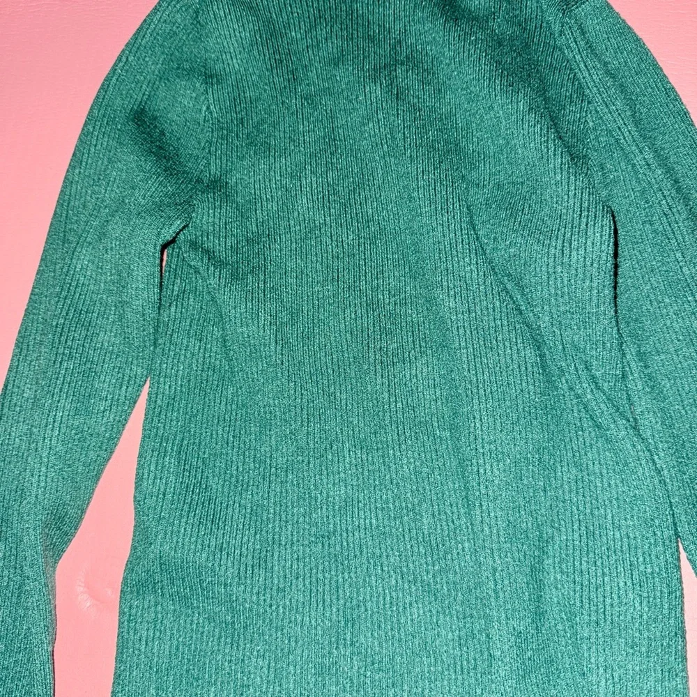 Green Knit Turtleneck Sweater Long Sleeve size medium
